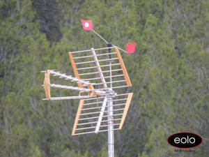 eolo_antenna_scarecrow